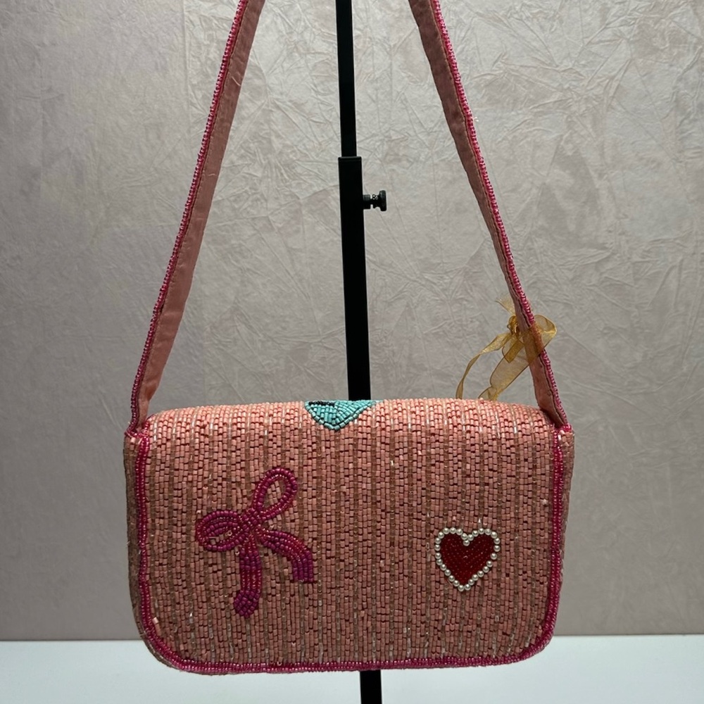 Charming Pink Beaded Shoulder Bag - Picture 11 of 14